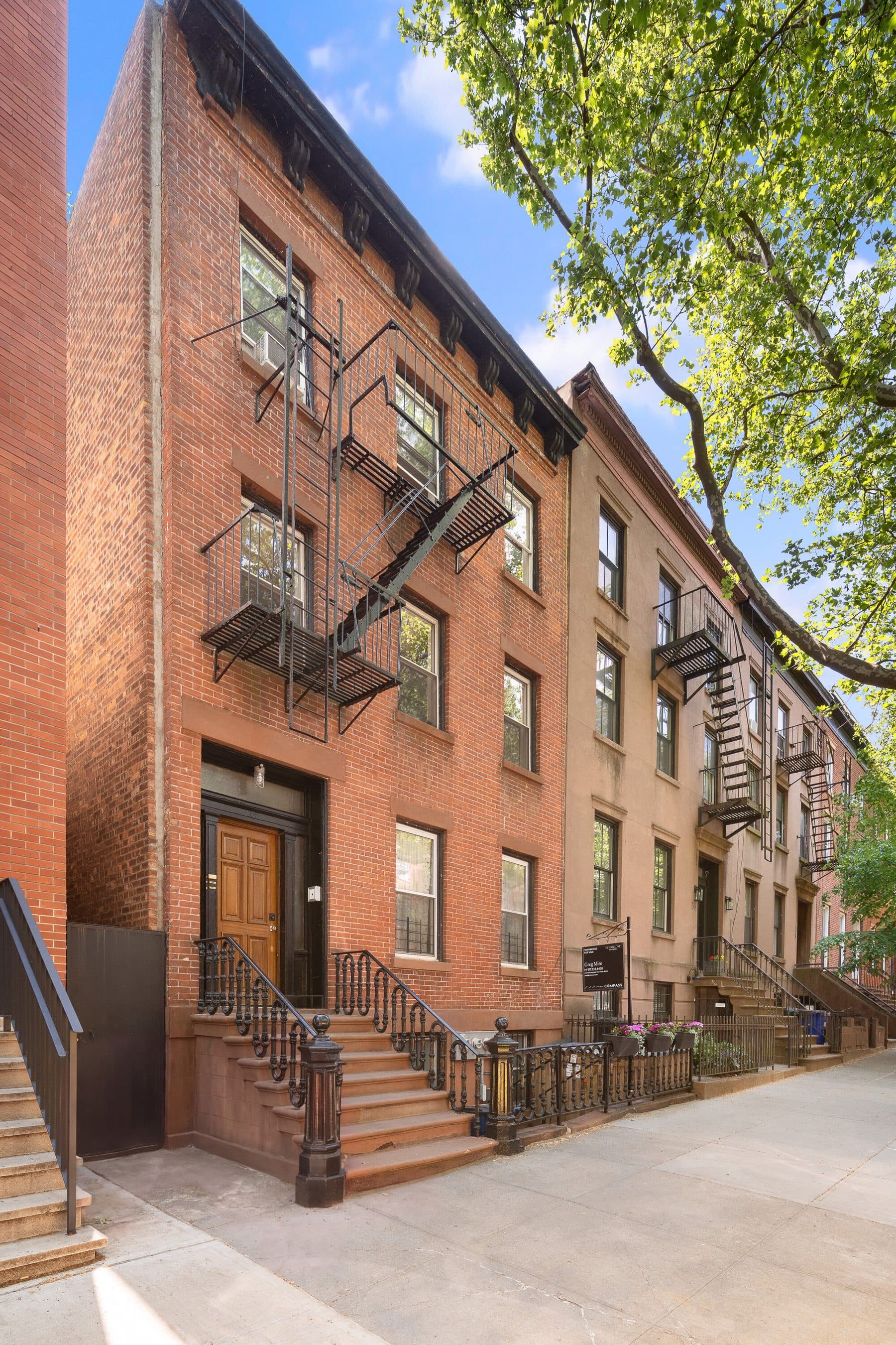 38 Douglass Street — photo 2
