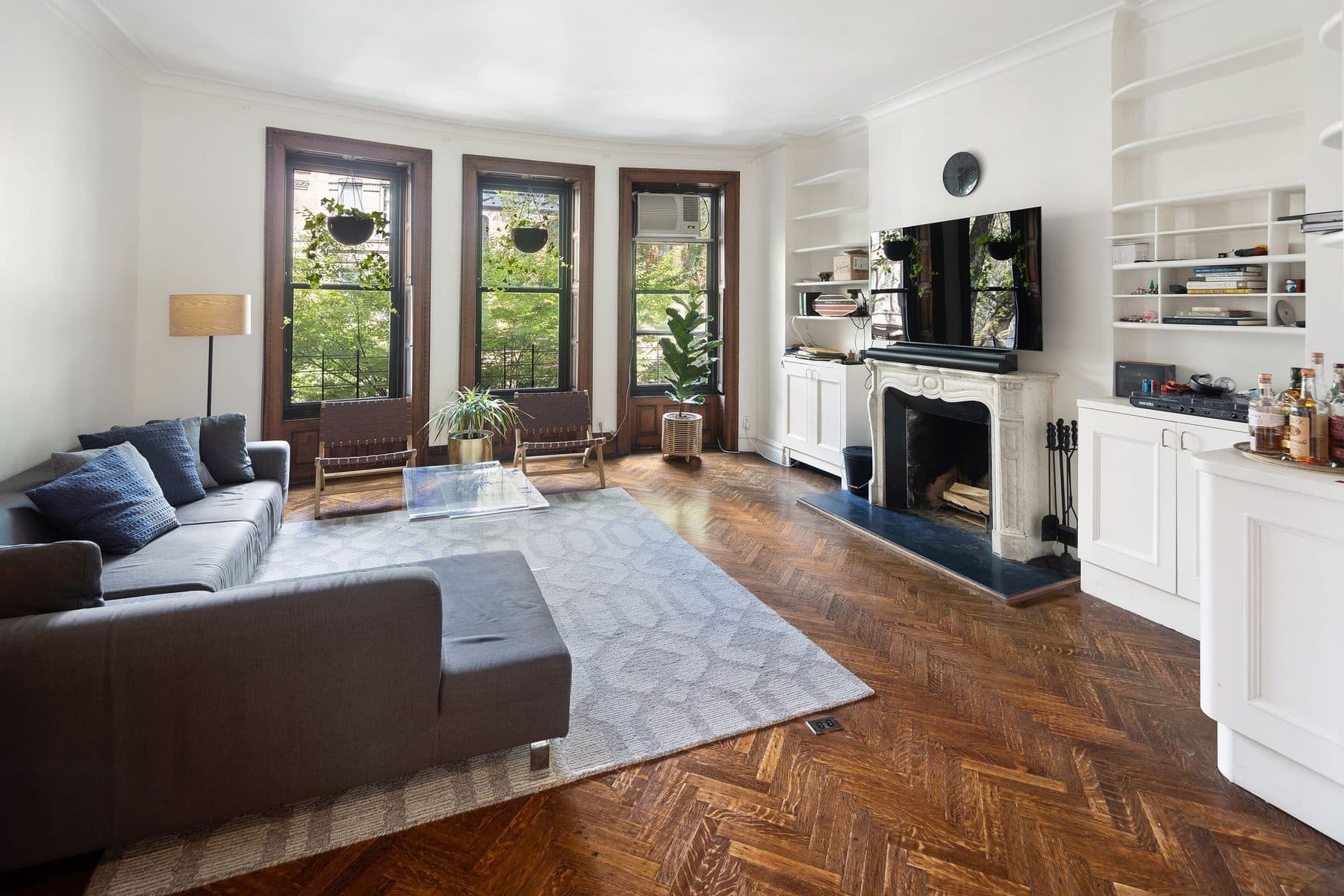 38 West 95th Street — photo 1