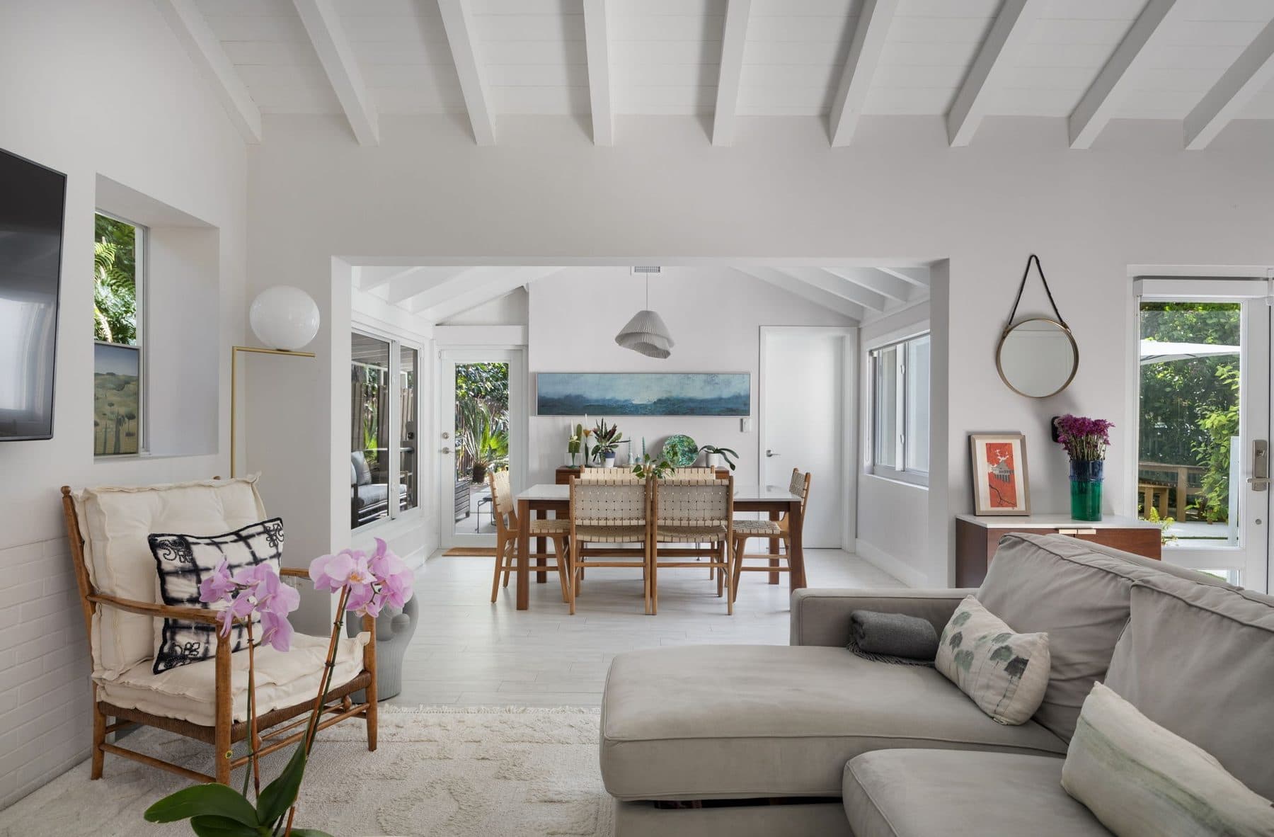 3840 La Playa Boulevard — photo 2