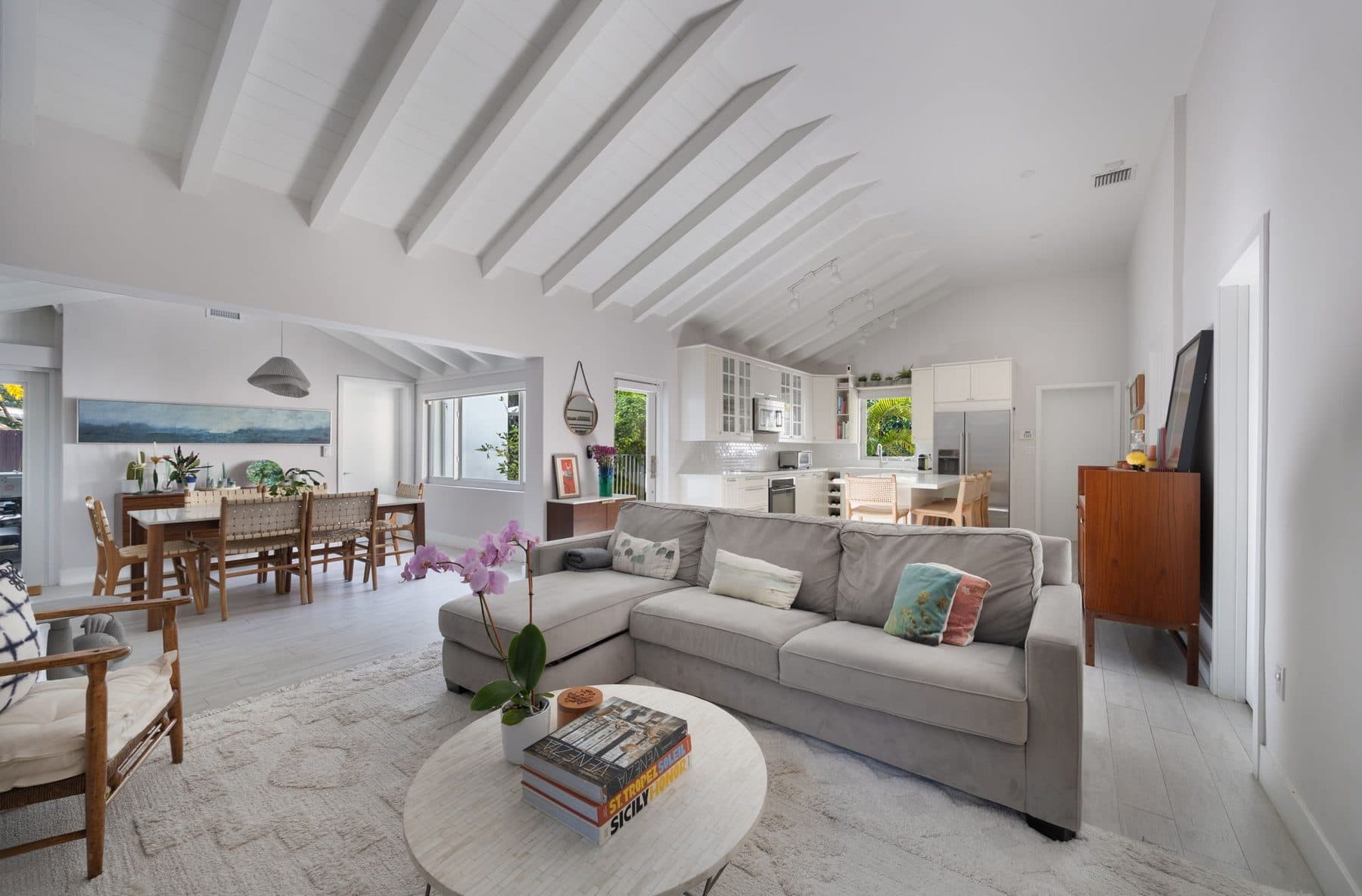 3840 La Playa Boulevard — photo 4