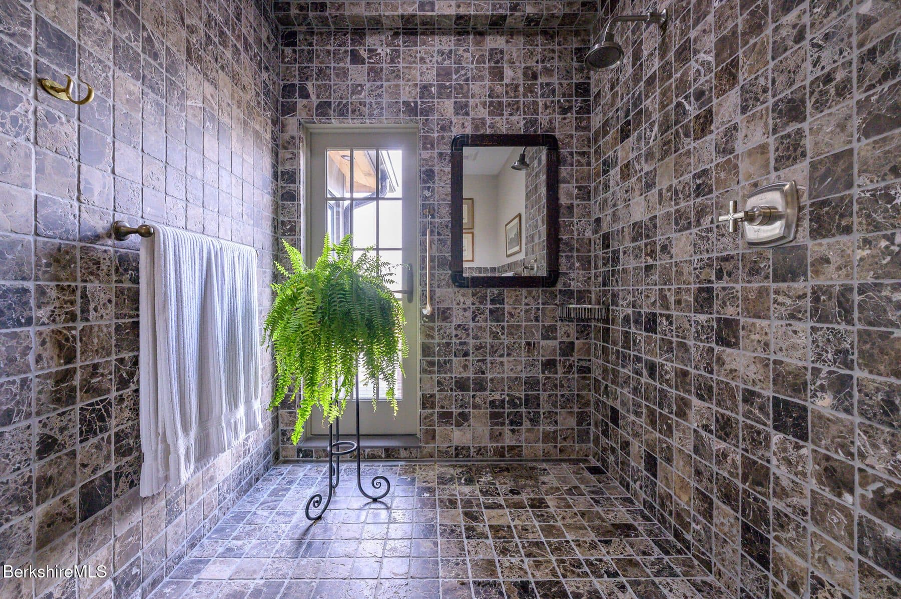 39 Pinecrest Cross Road — photo 33