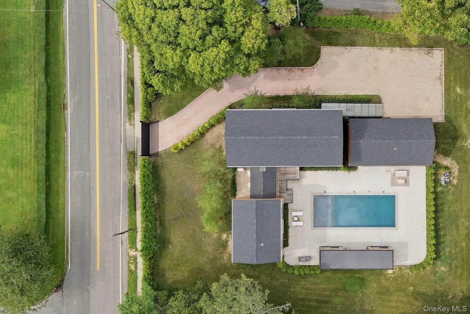 4 Linden Lane — photo 5