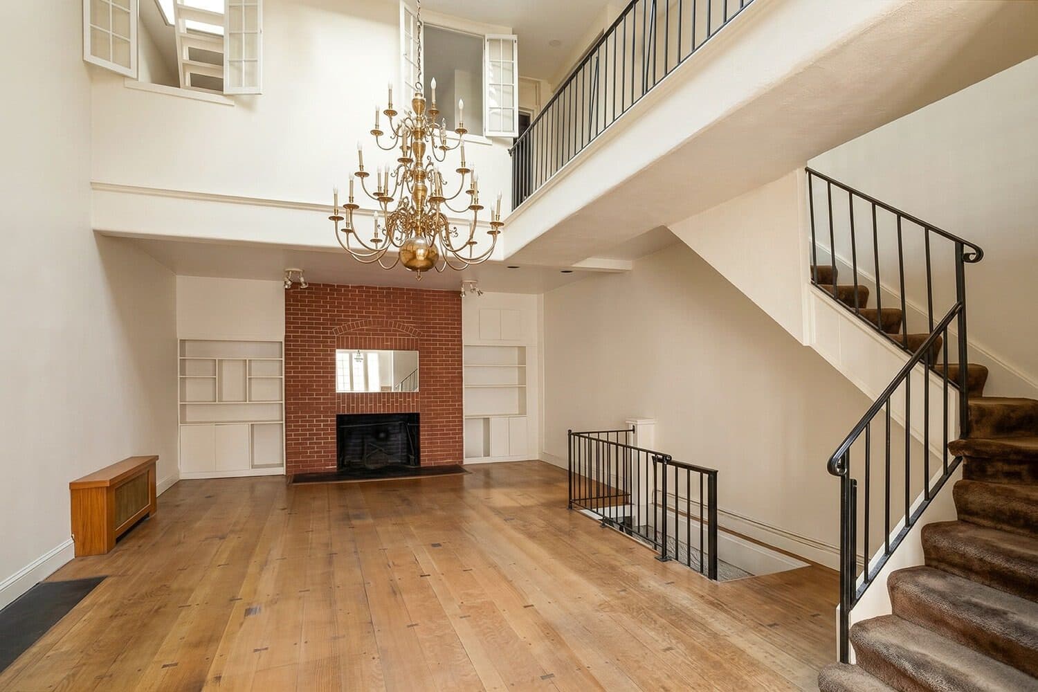 4 Sniffen Court — photo 4