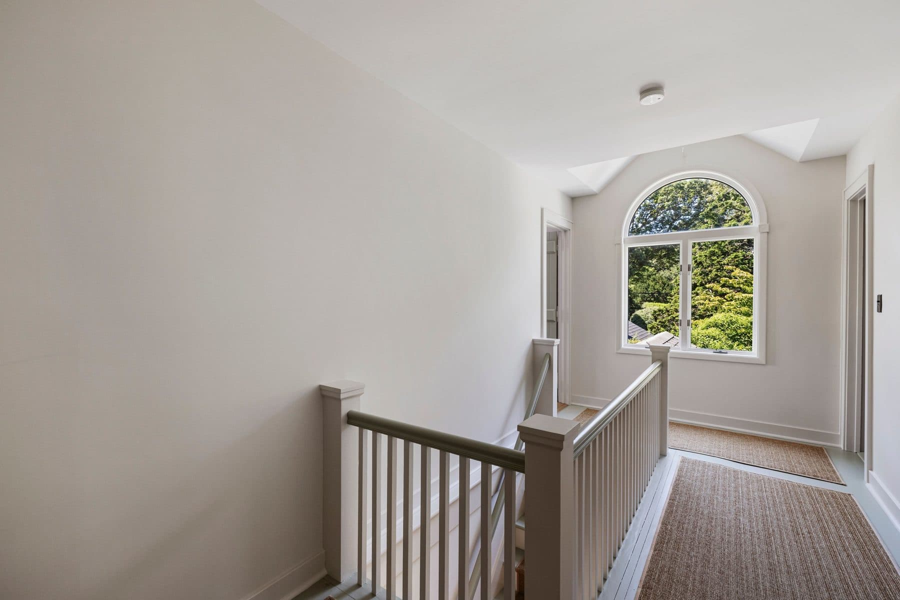 4 Winthrop Road — photo 17