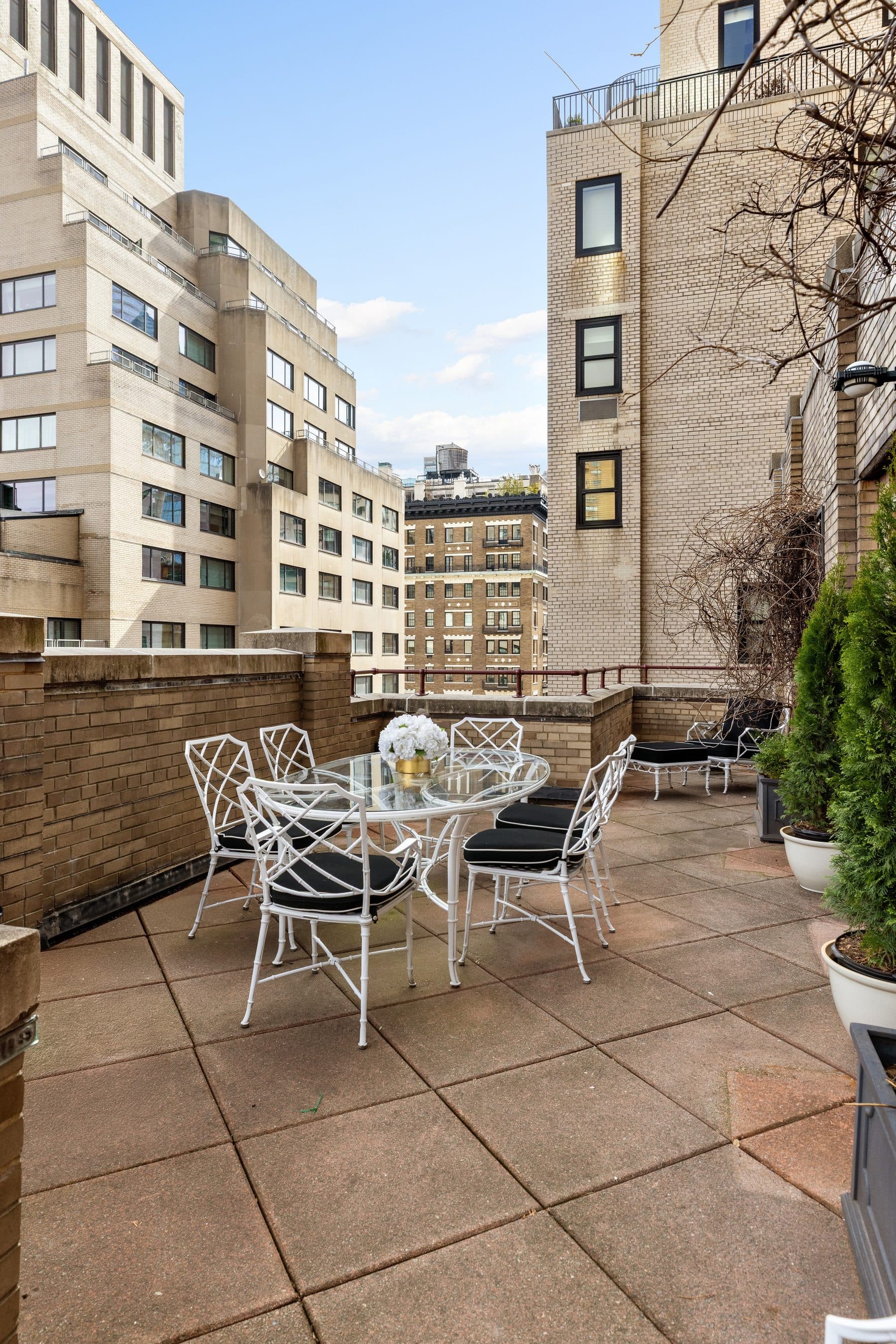 40 East 61st Street — photo 3