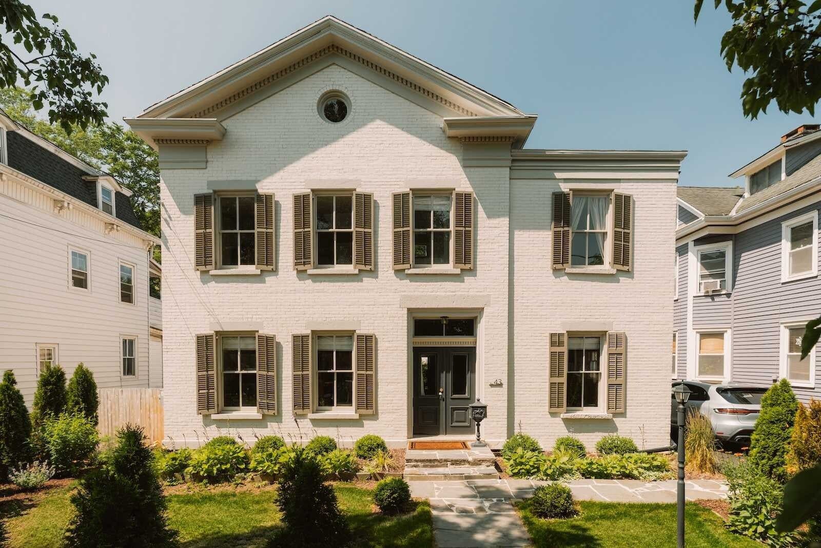 43 Green Street — photo 1