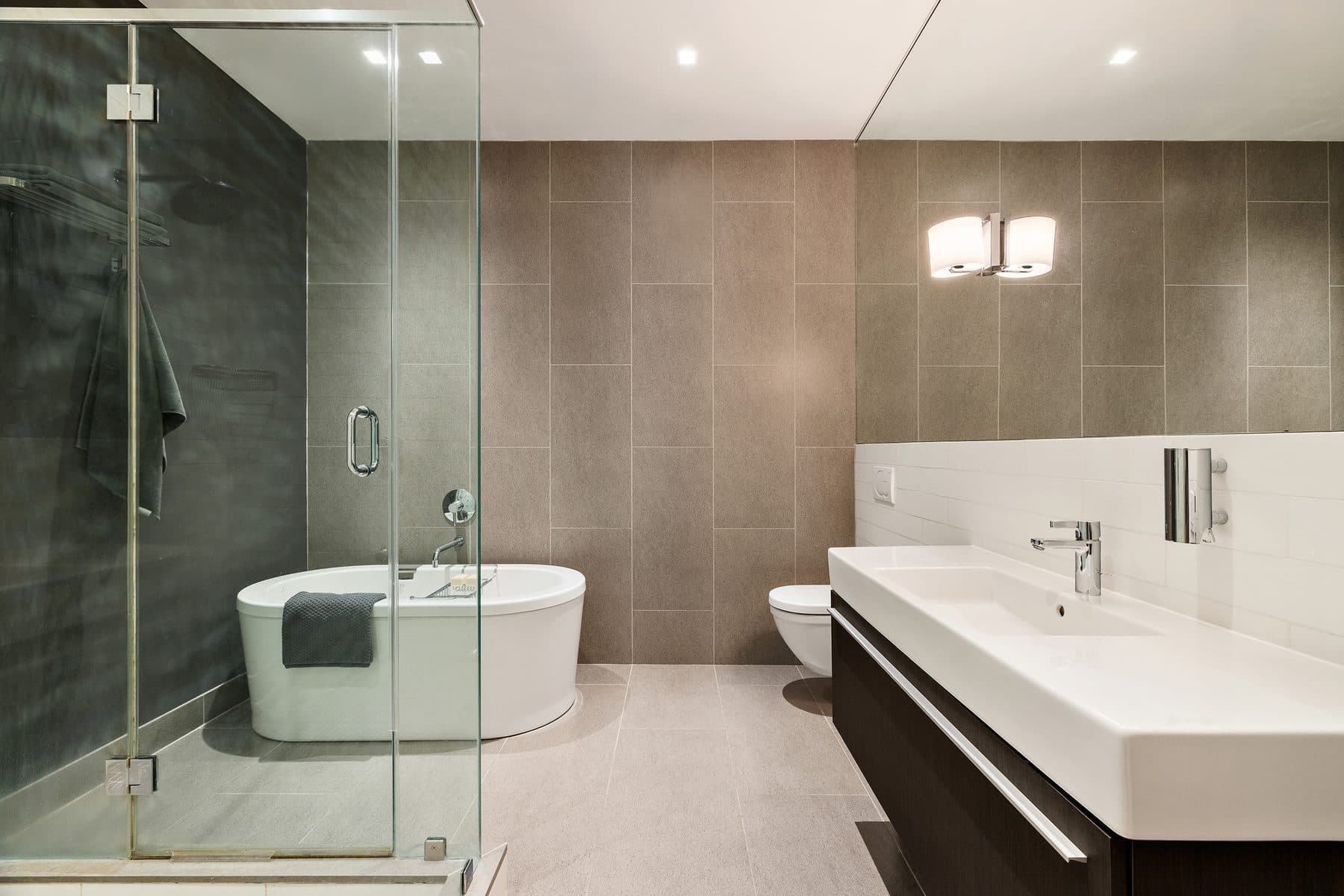 445 West 44th Street — photo 11