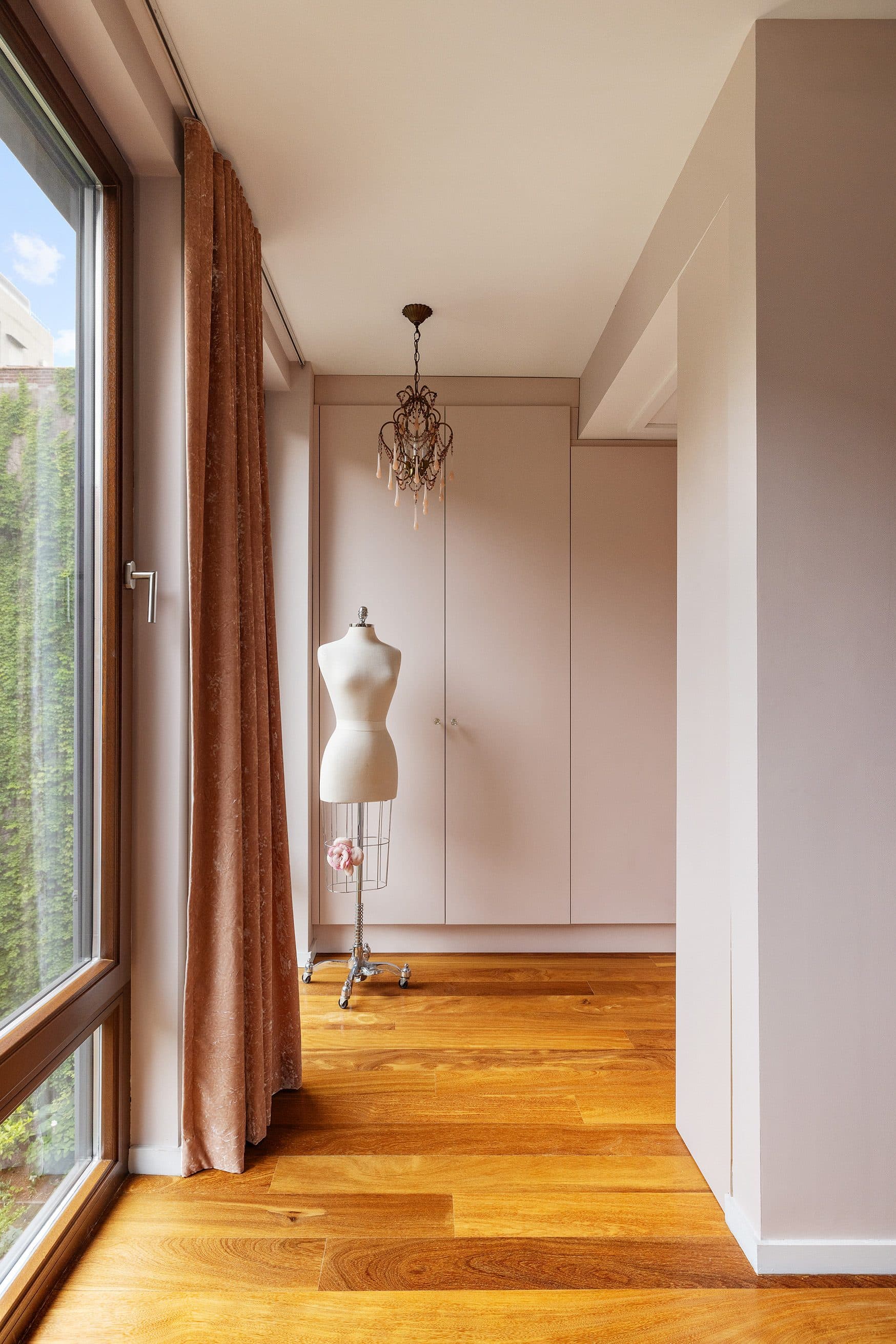 445 West 44th Street — photo 13