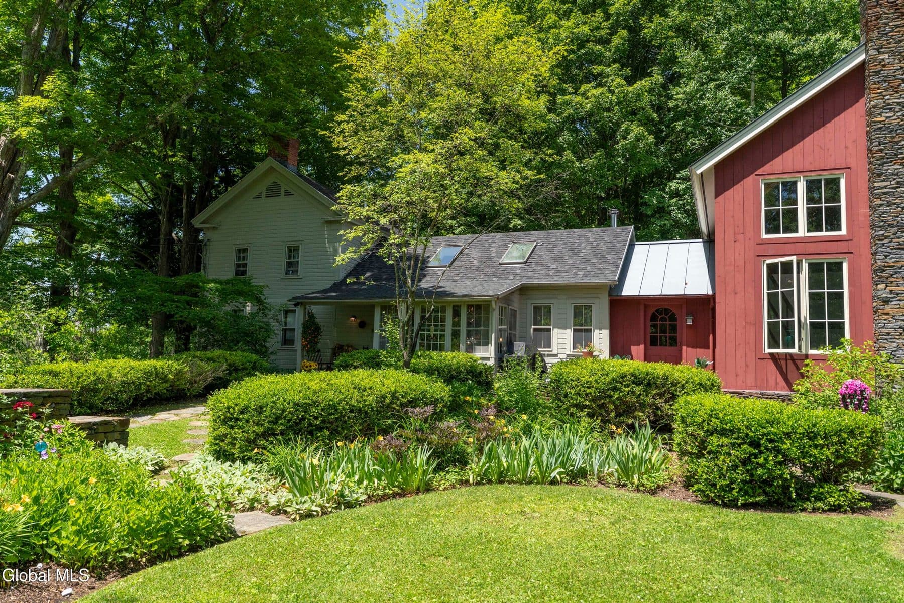 448 Chestnut Hill Rd — photo 5