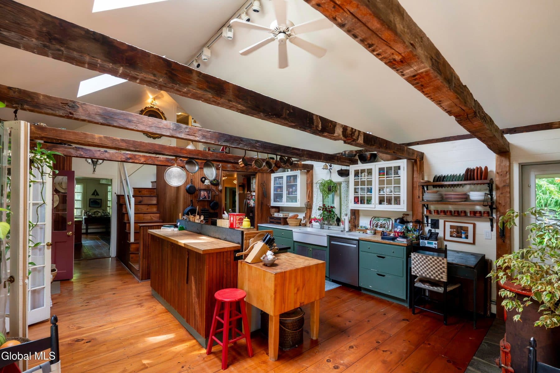 448 Chestnut Hill Rd — photo 13