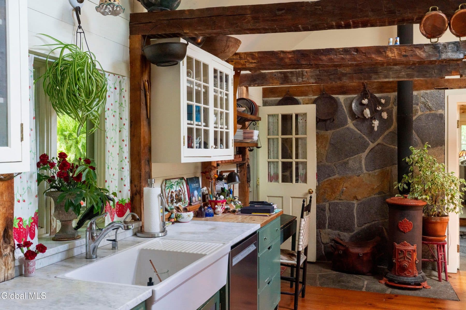 448 Chestnut Hill Rd — photo 14