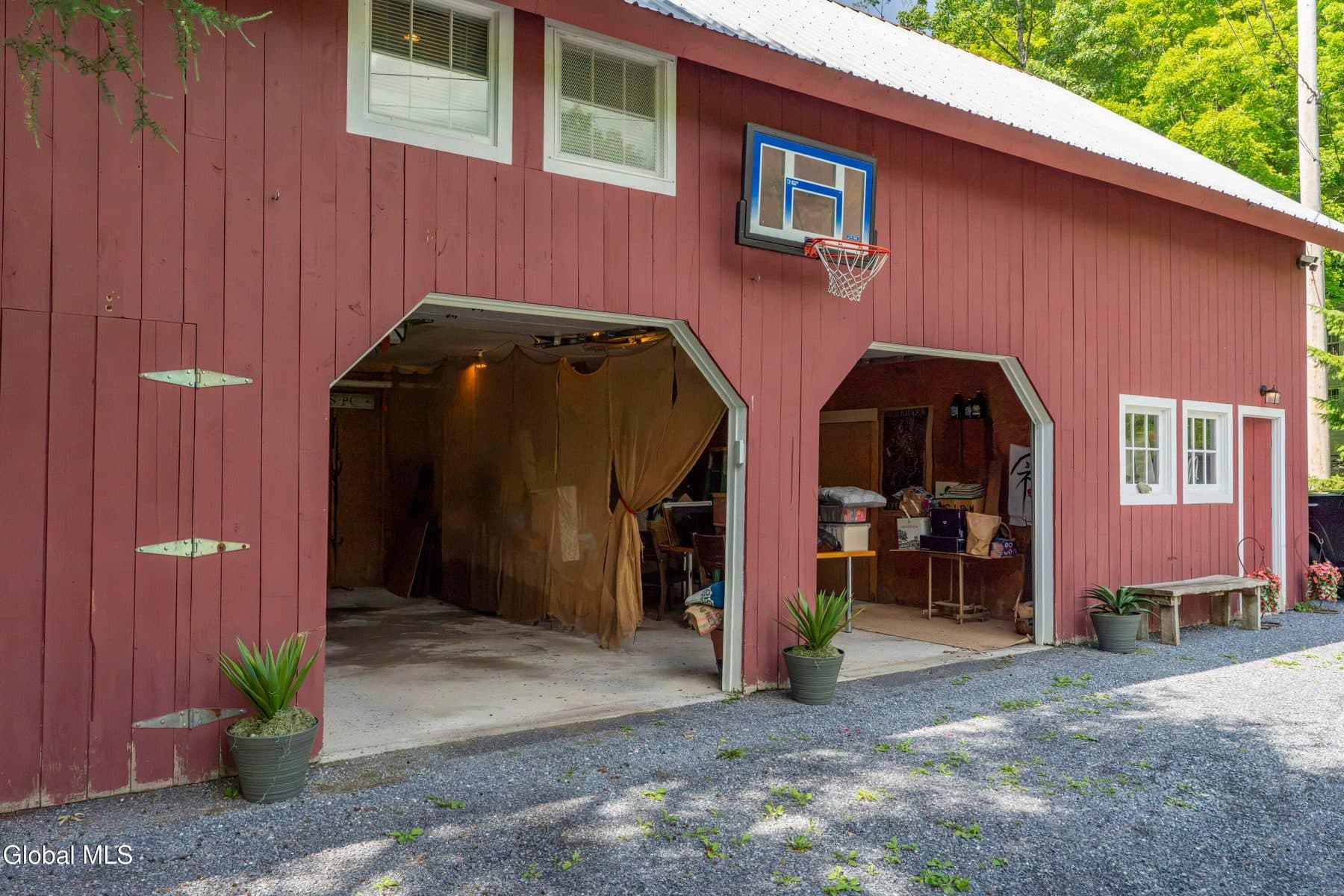 448 Chestnut Hill Rd — photo 59