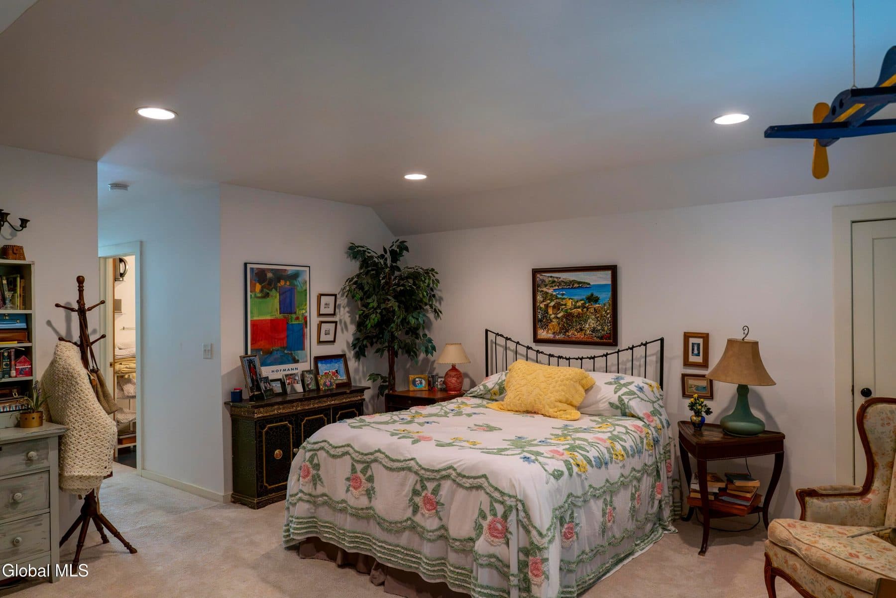 448 Chestnut Hill Rd — photo 64