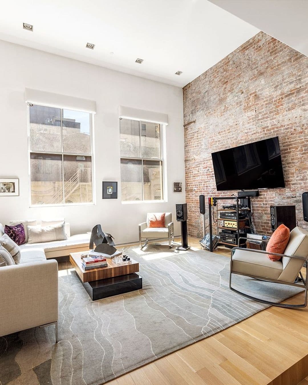 46 White Street #5 — photo 2