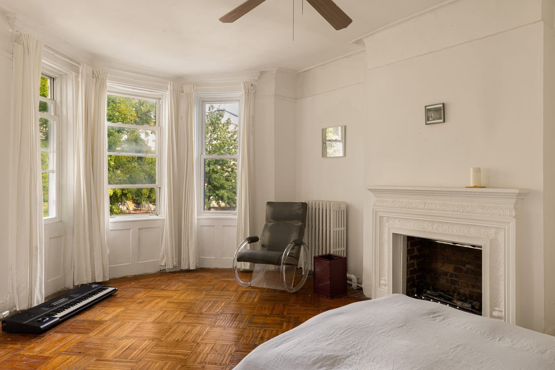 476 Chauncey Street — photo 18