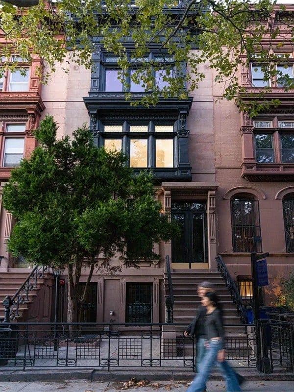 481 Madison Street — photo 2