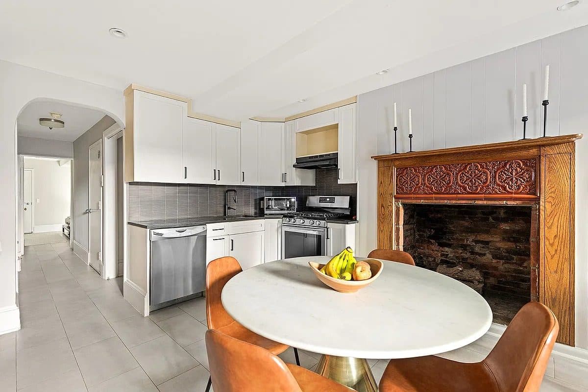 485 West 22nd Street — photo 7