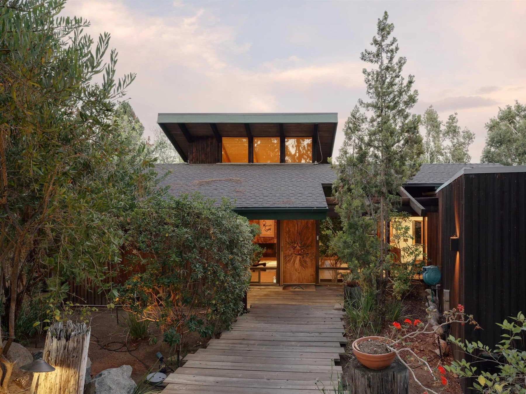 5021 Bluff Place — photo 1