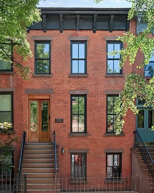 524 11th Street — photo 1