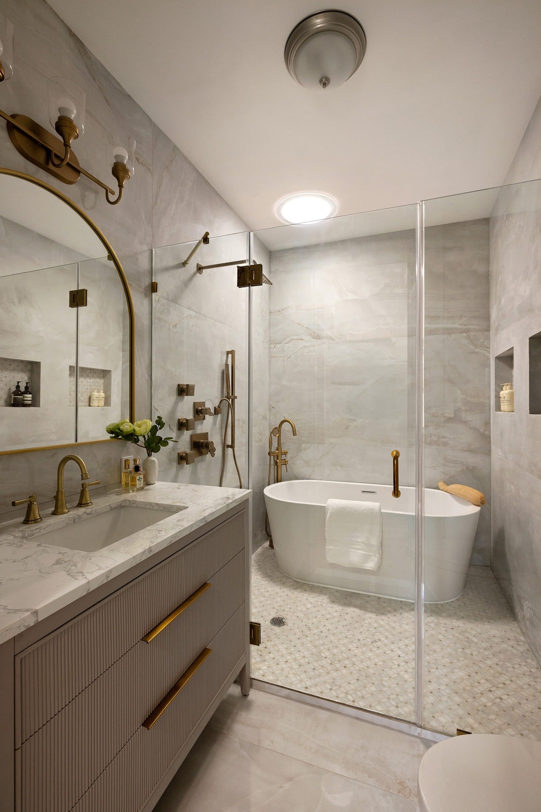 534 East 24th Street — photo 15