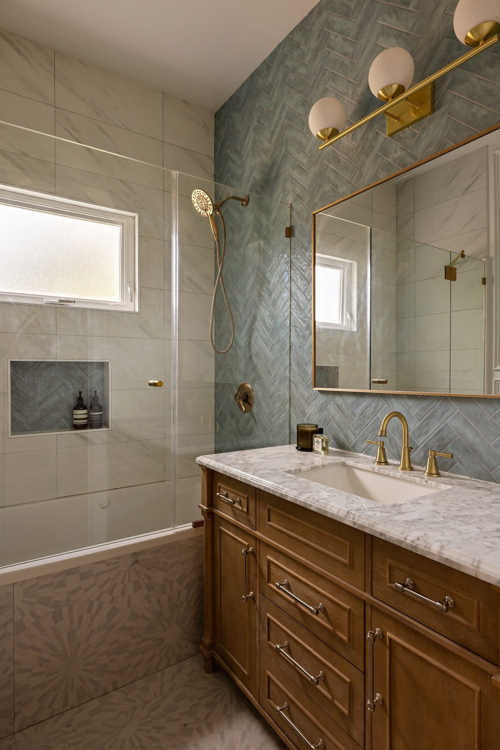 534 East 24th Street — photo 16