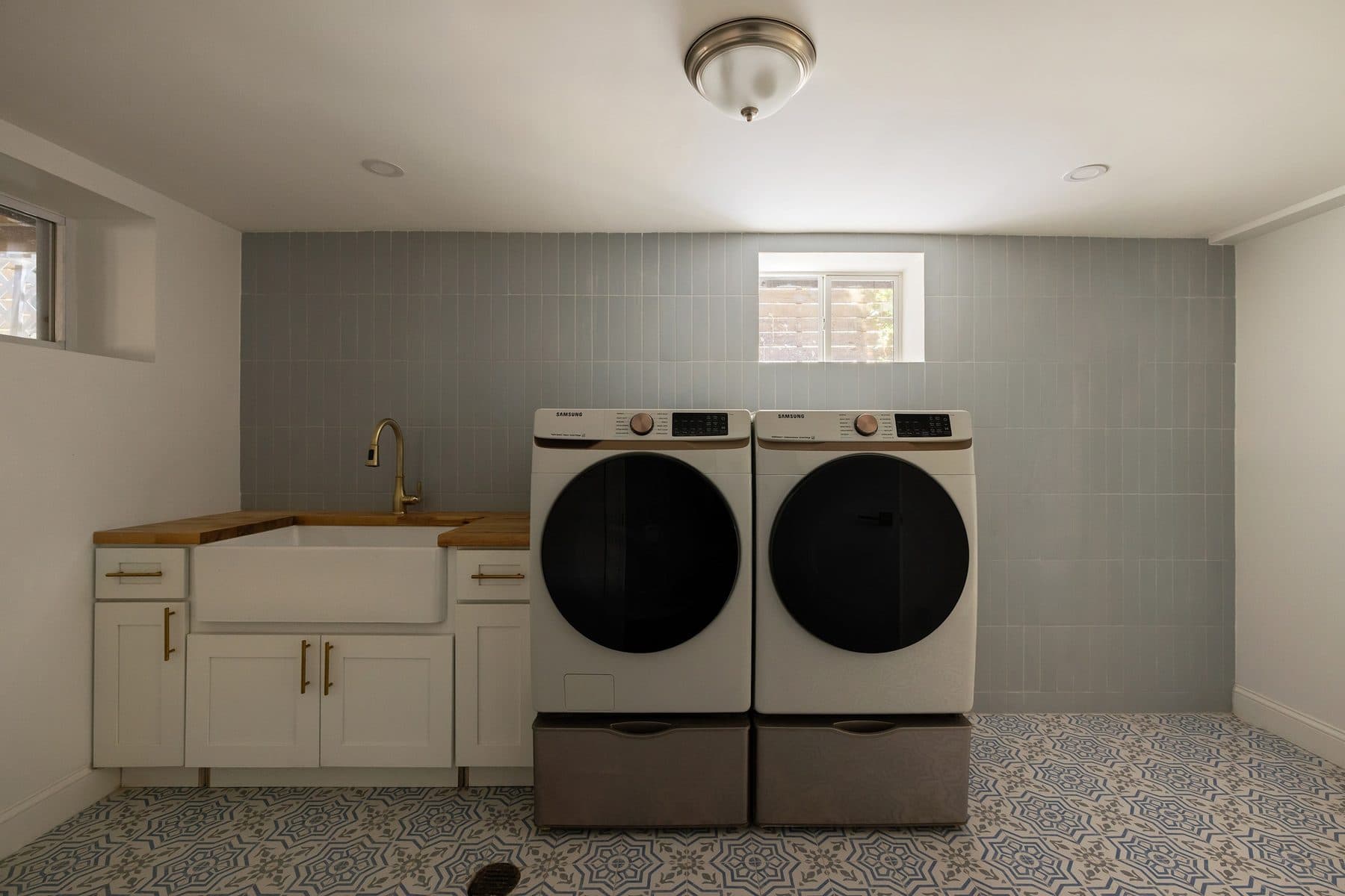 534 East 24th Street — photo 21