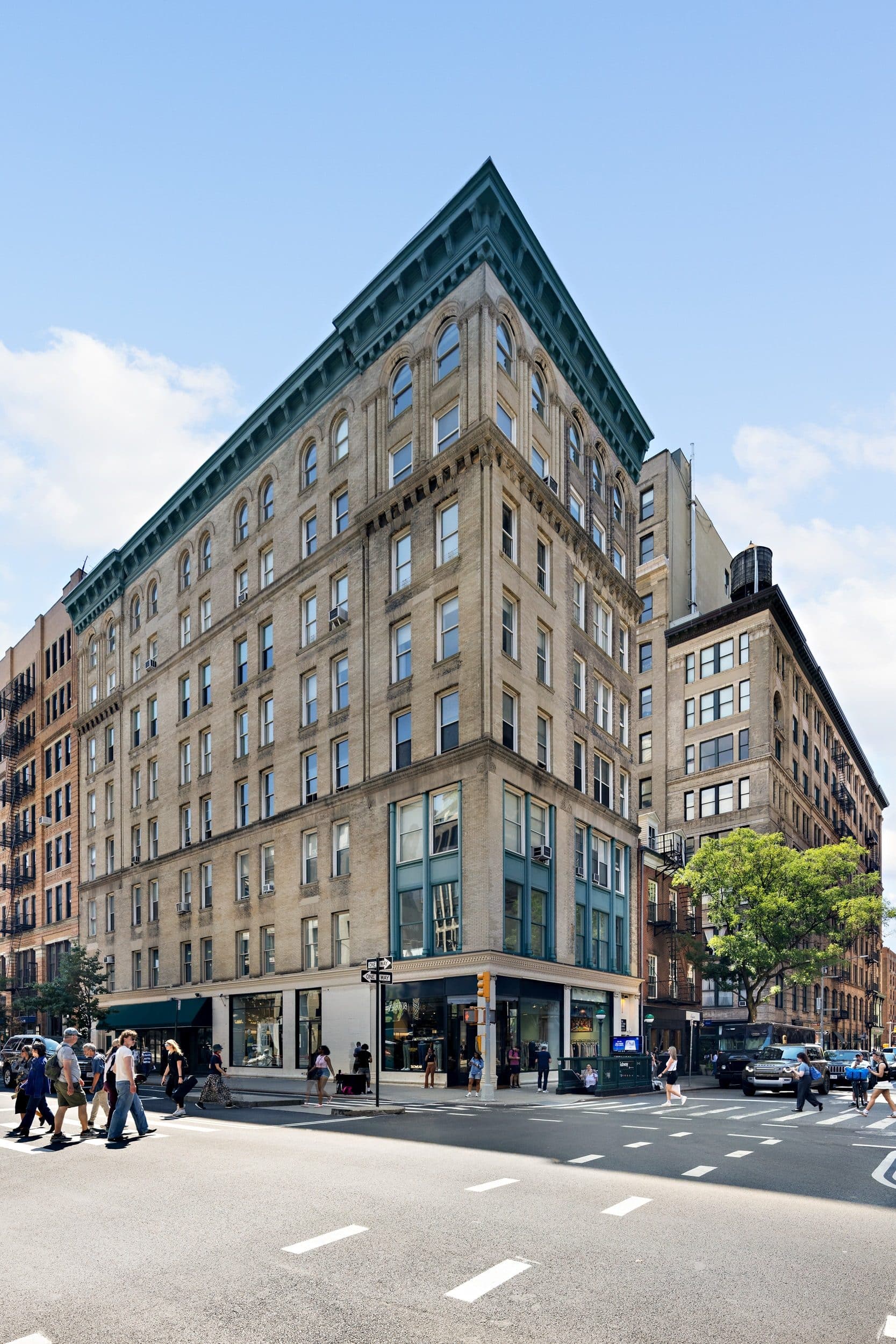 54 Bleecker Street — photo 12