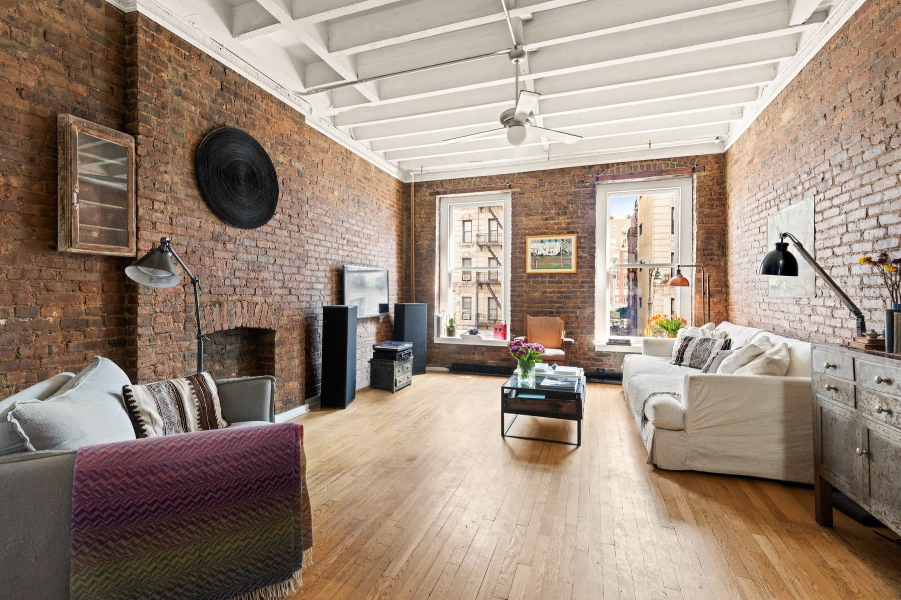 543 Manhattan Avenue — photo 3
