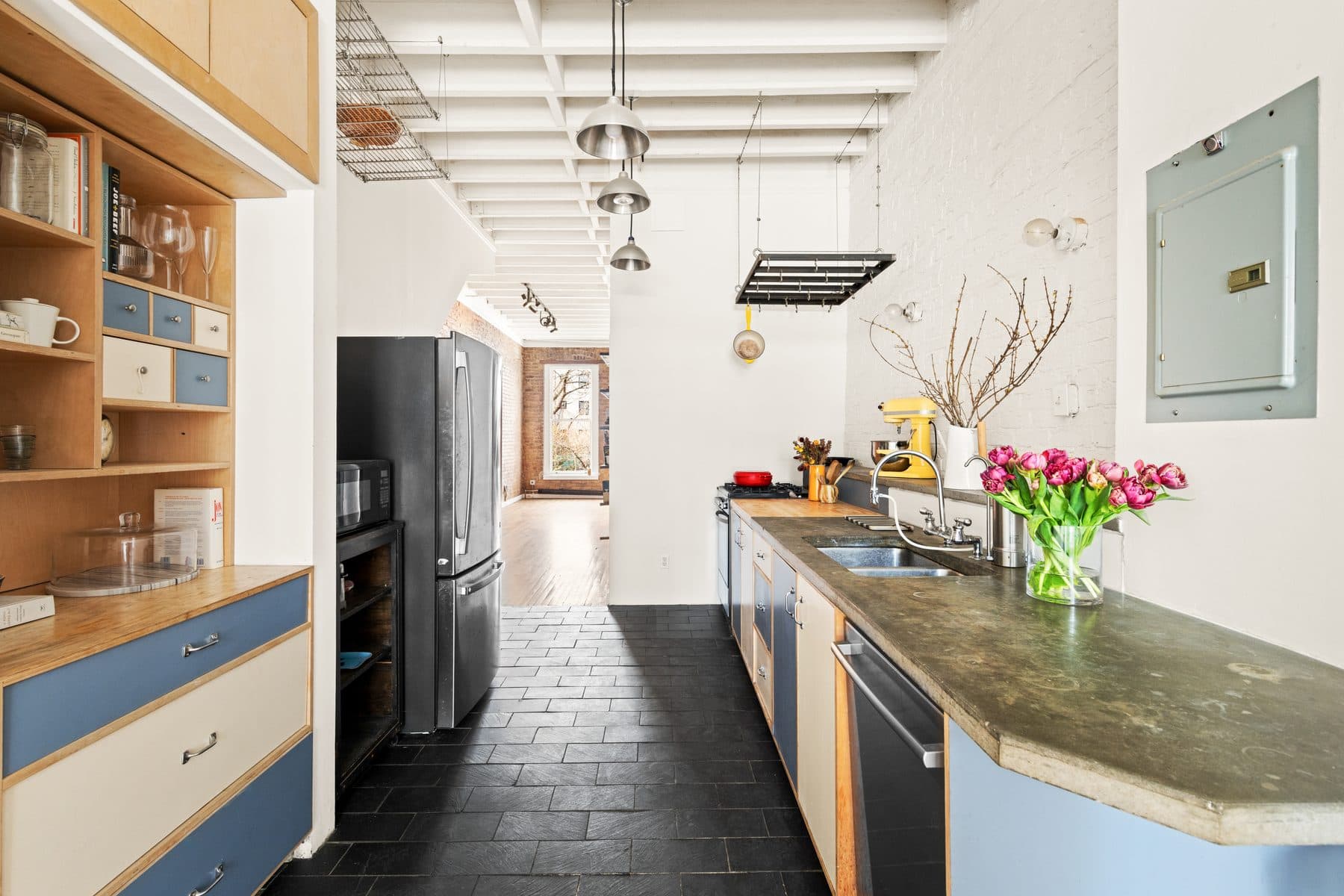 543 Manhattan Avenue — photo 10