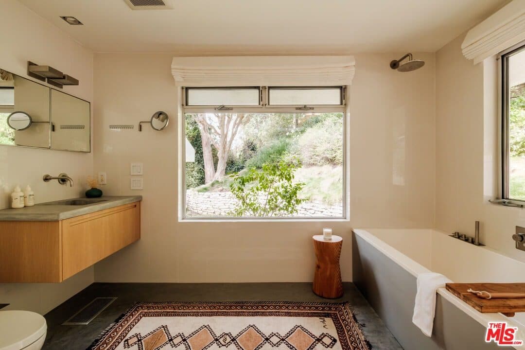 558 Stassi Lane — photo 23