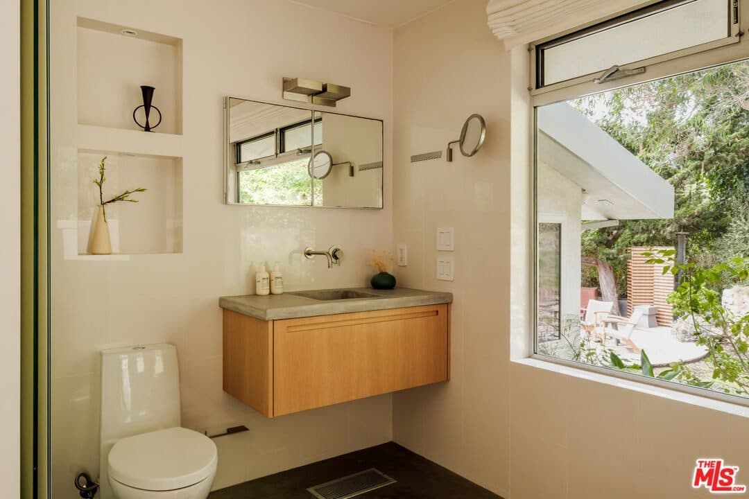 558 Stassi Lane — photo 24