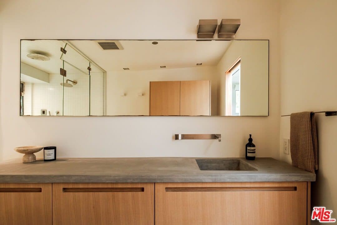 558 Stassi Lane — photo 33