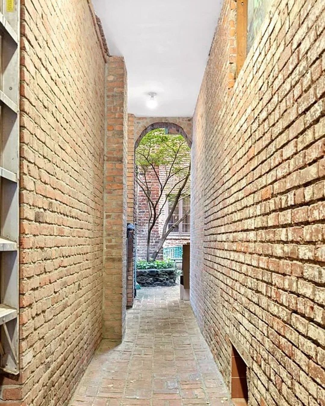 61 Perry Street — photo 2