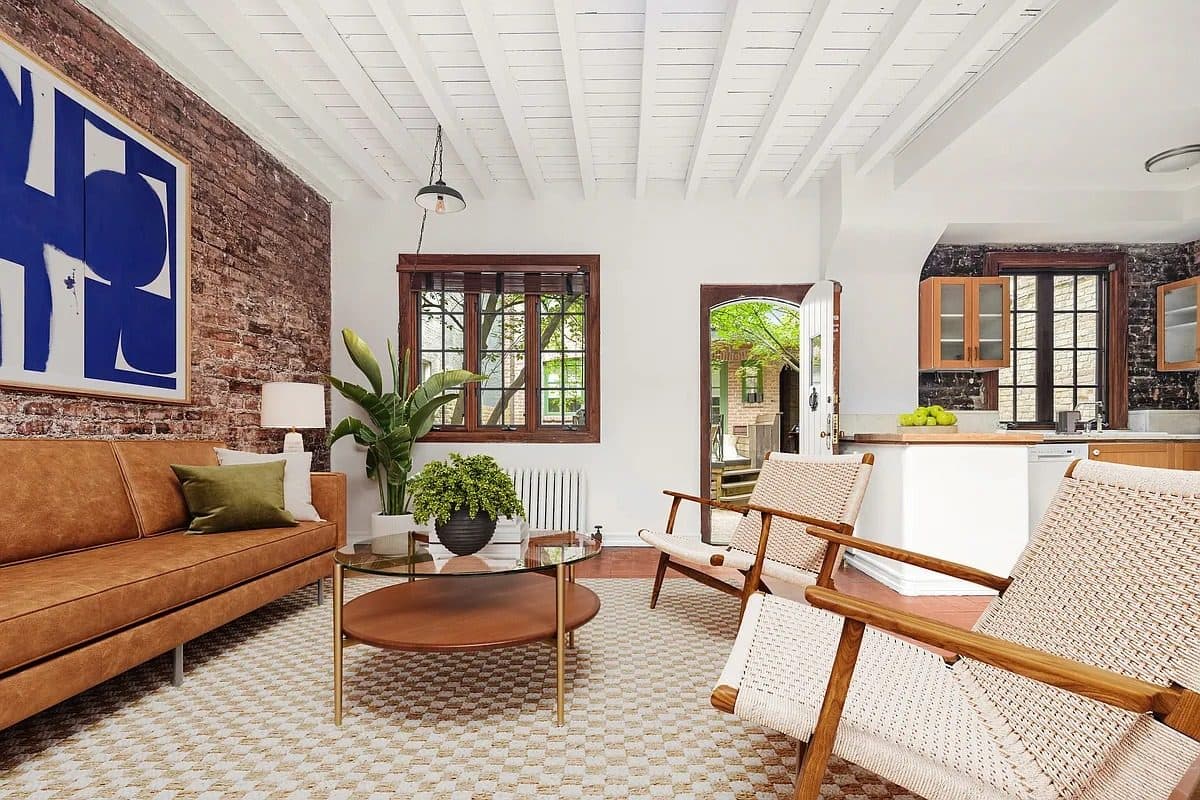 61 Perry Street — photo 3
