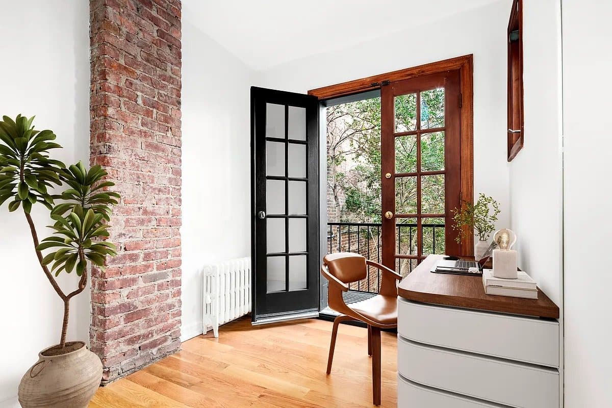 61 Perry Street — photo 12