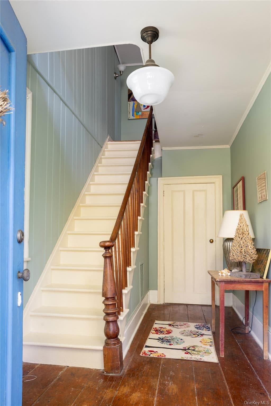 64 South Jamesport Avenue — photo 13