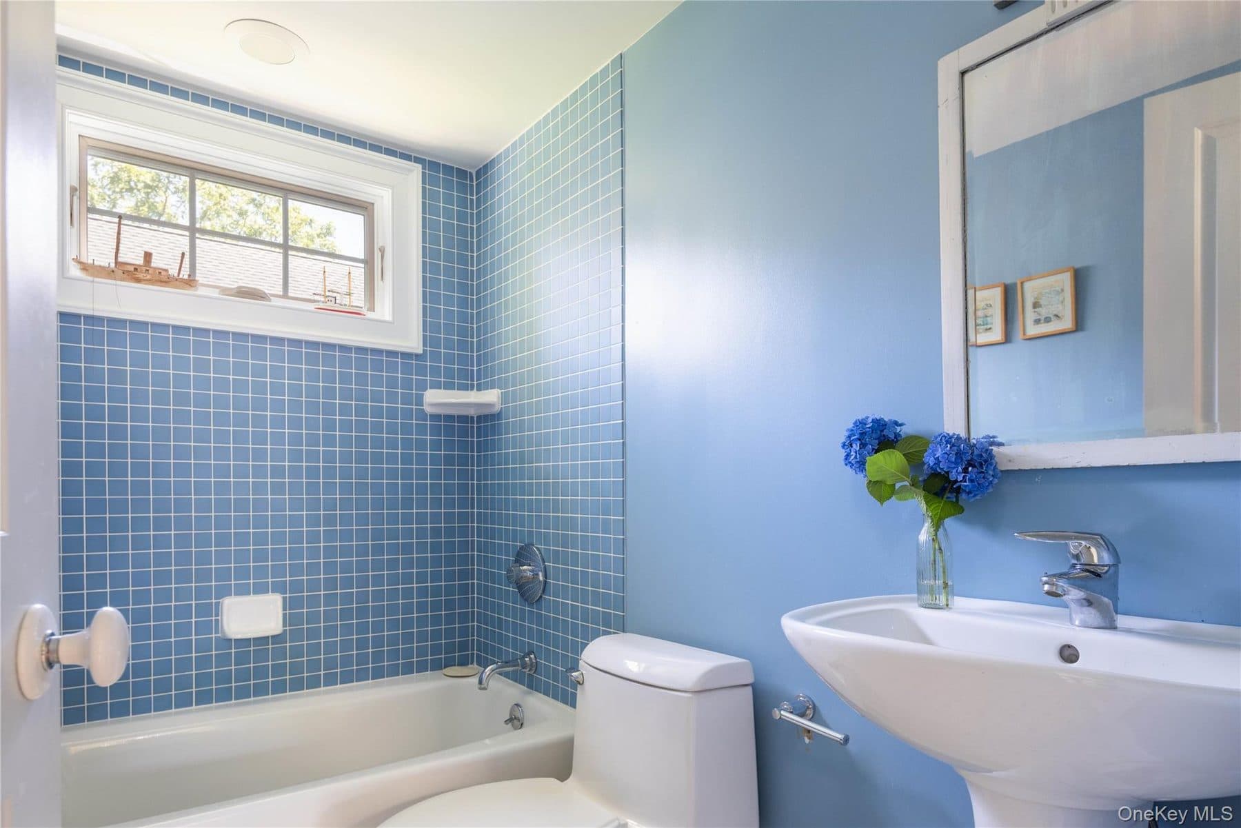 64 South Jamesport Avenue — photo 18