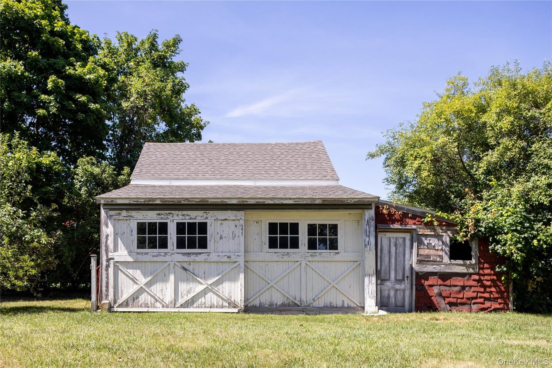 64 South Jamesport Avenue — photo 23