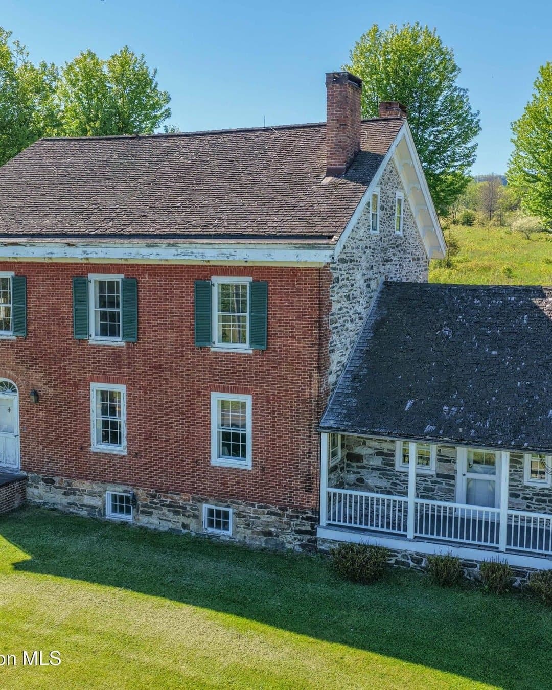 652 Albany Post Road — photo 4