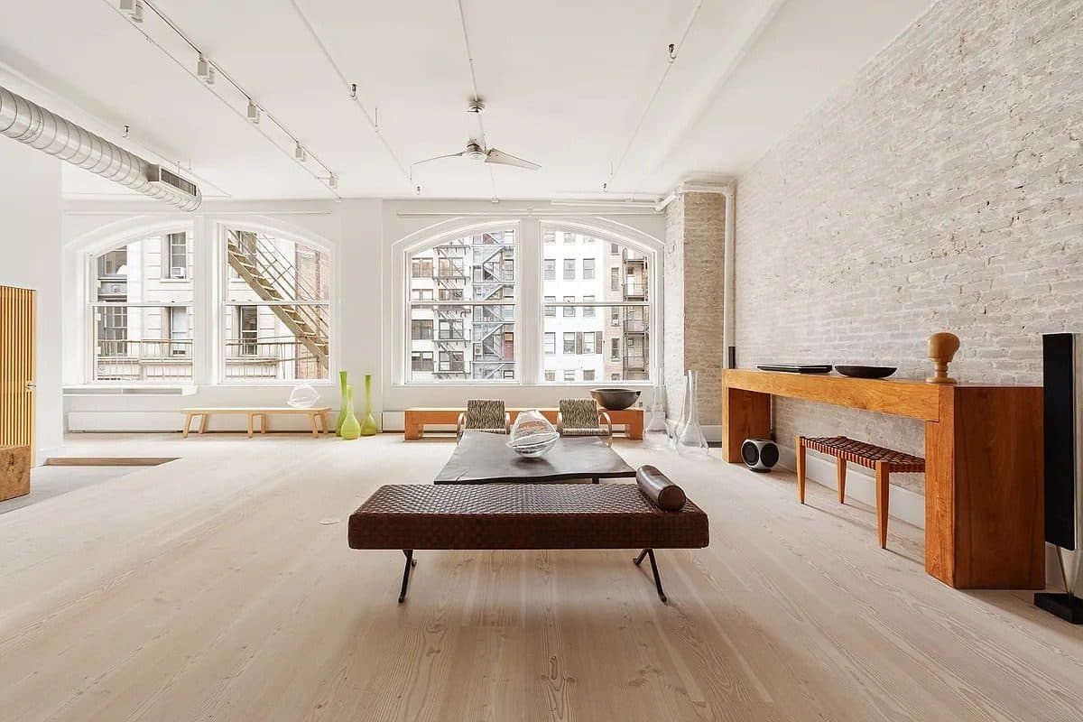 7 East 17th Street — photo 1