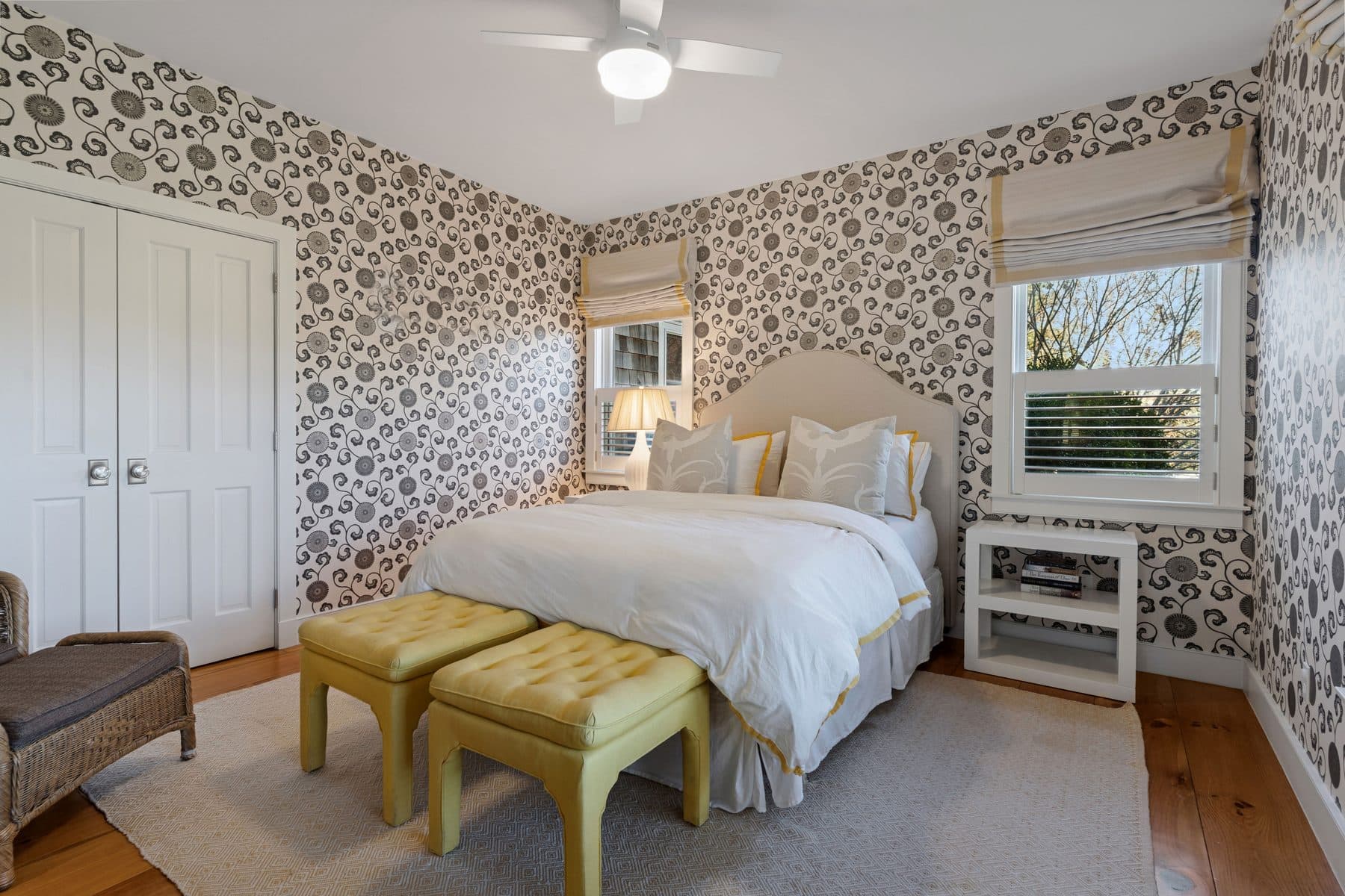 7 Locust Woods Dr — photo 8