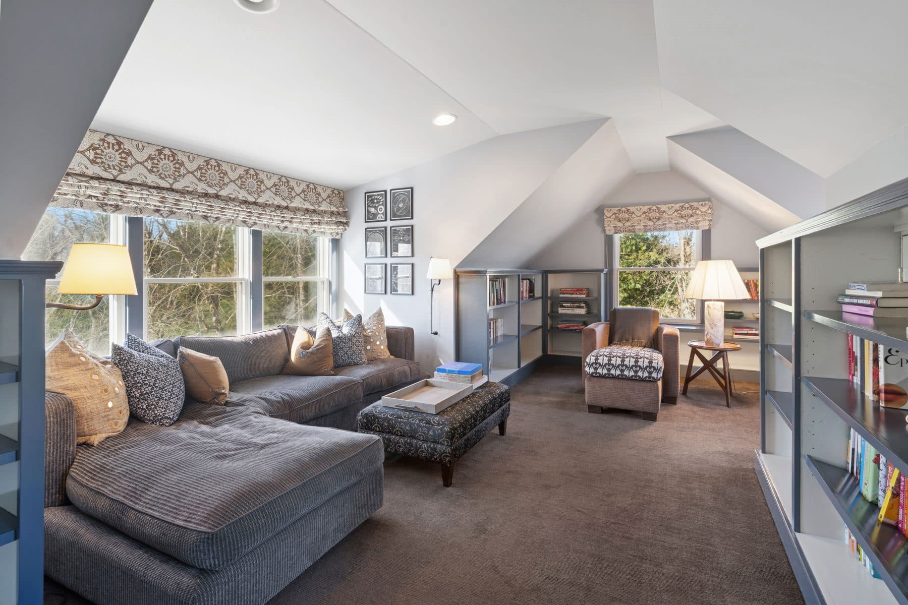 7 Locust Woods Dr — photo 9
