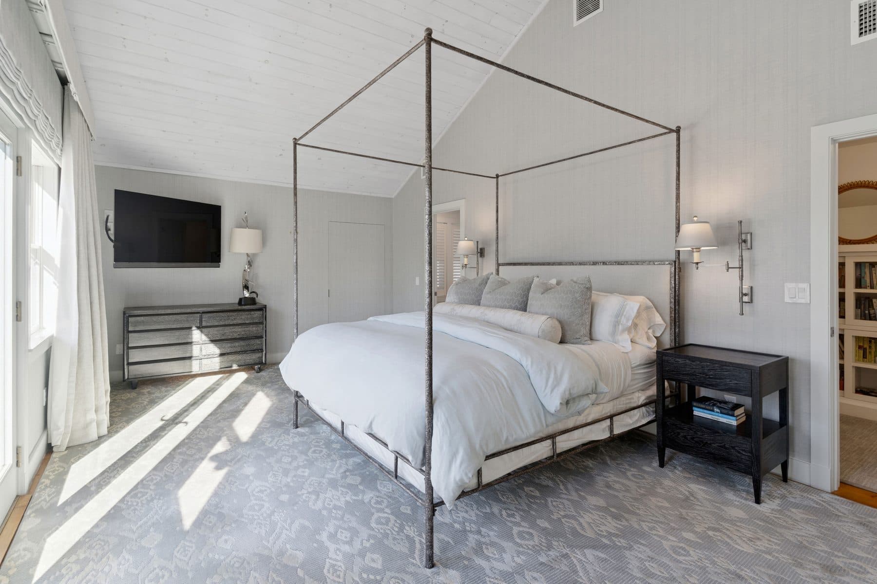 7 Locust Woods Dr — photo 18