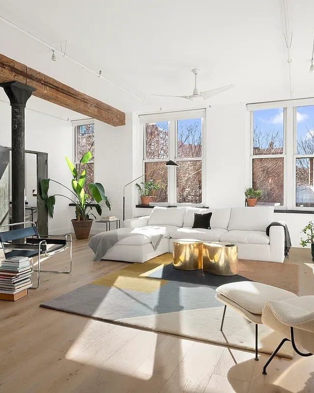 735 East 9th Street #3FW — photo 1