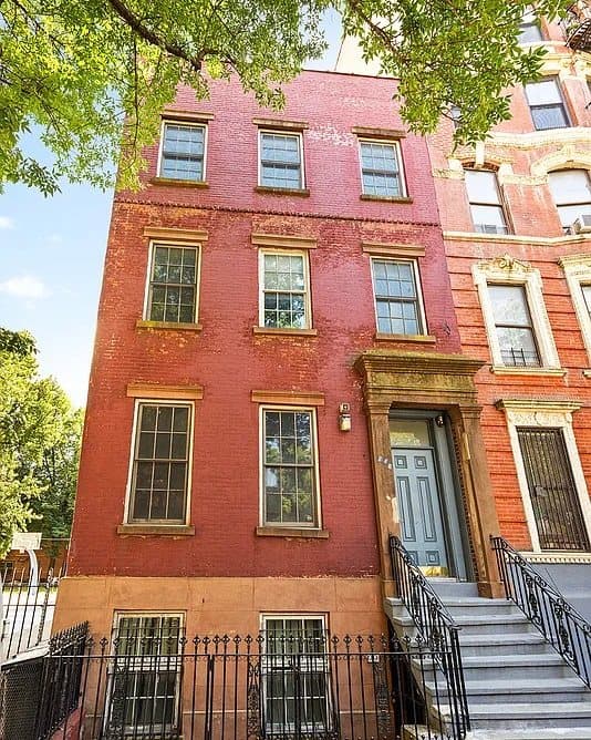 746 East 6th Street — photo 1
