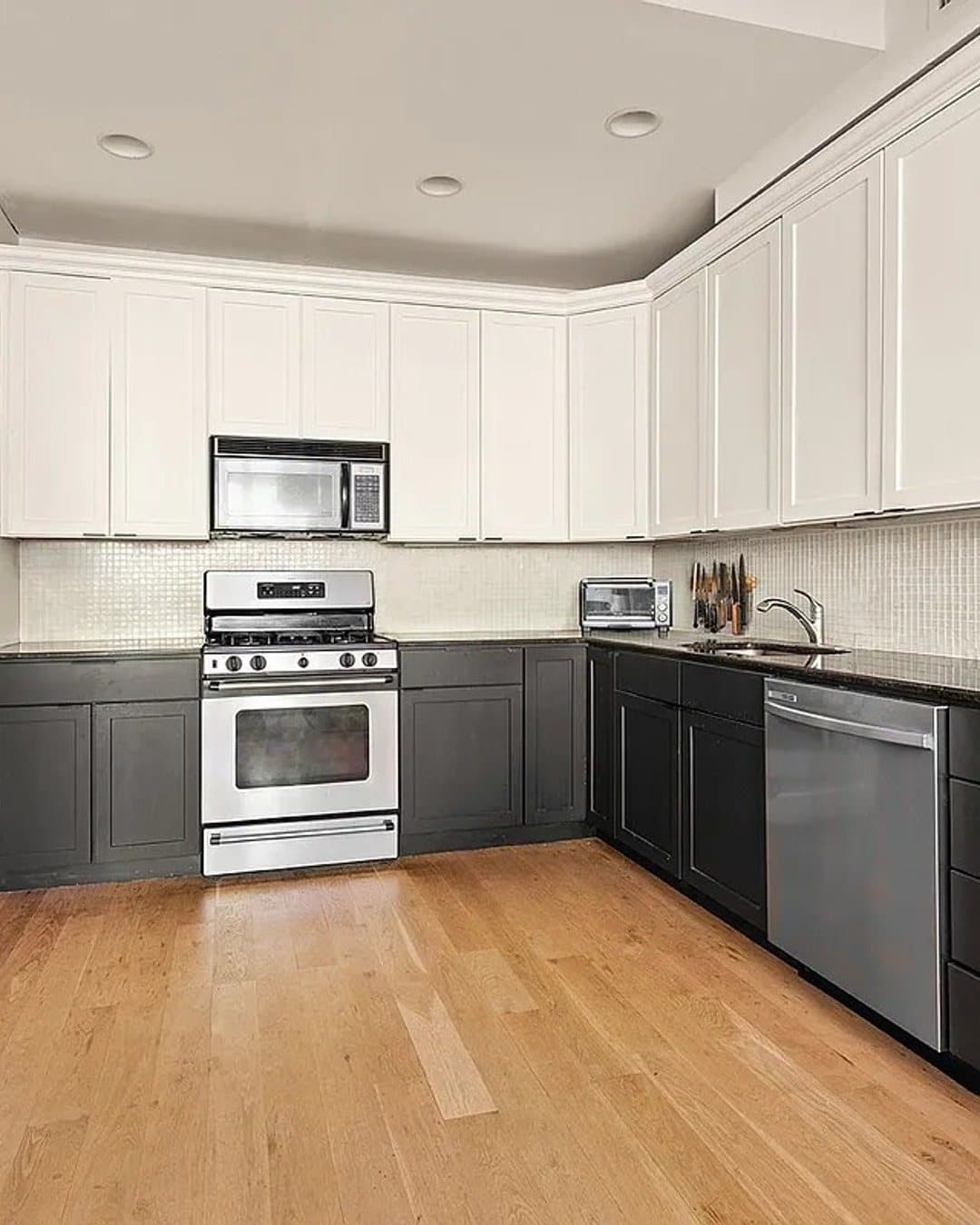 746 East 6th Street — photo 7