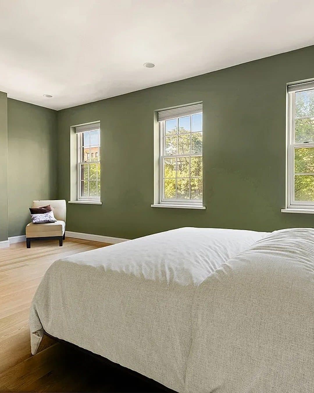 746 East 6th Street — photo 9