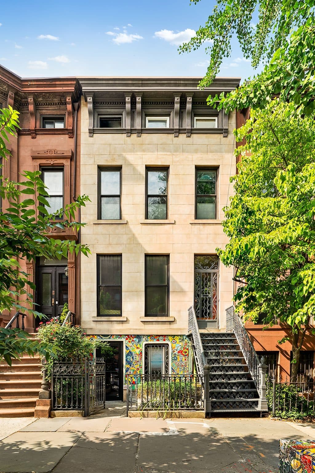 748 Union Street — photo 14