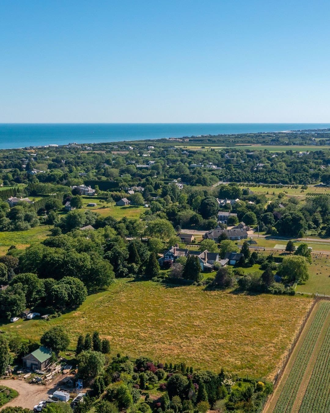 75 + 77 Wainscott Main Street