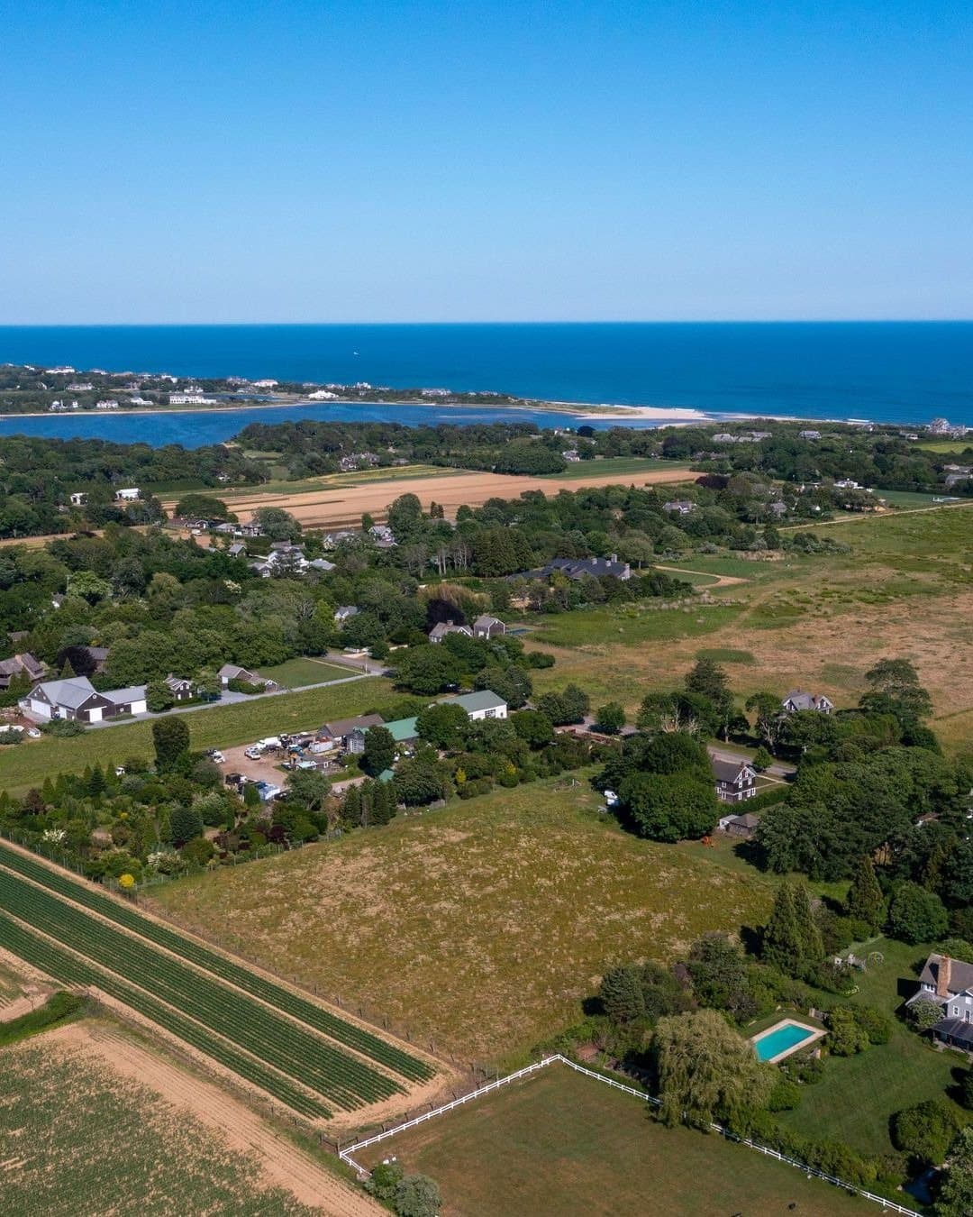 75 + 77 Wainscott Main Street